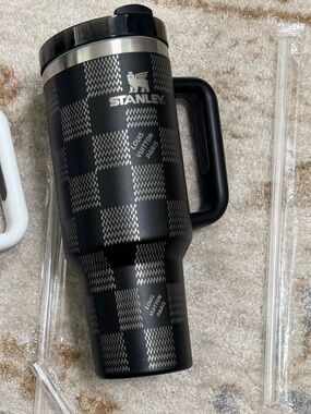 Stanley Travel Tumblers 40 oz New with Straw